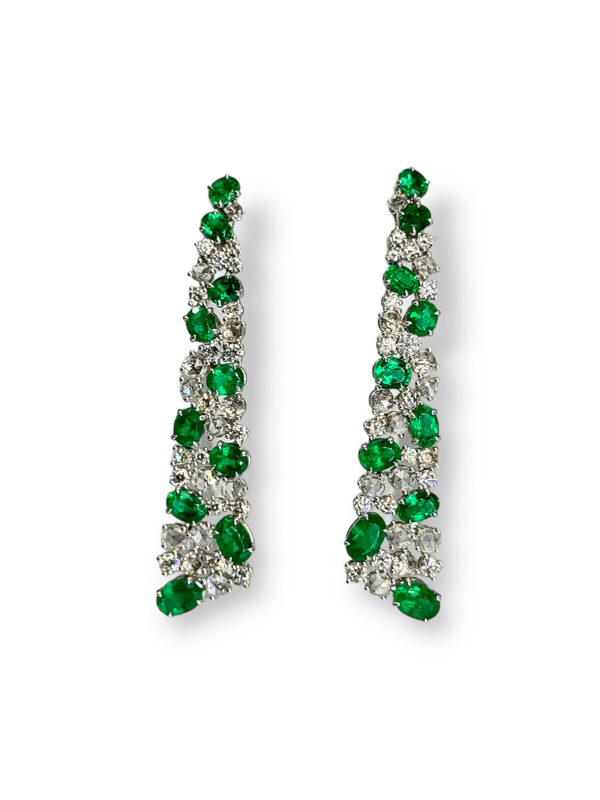 ‘Red carpet’ Colombian emerald and diamond earrings