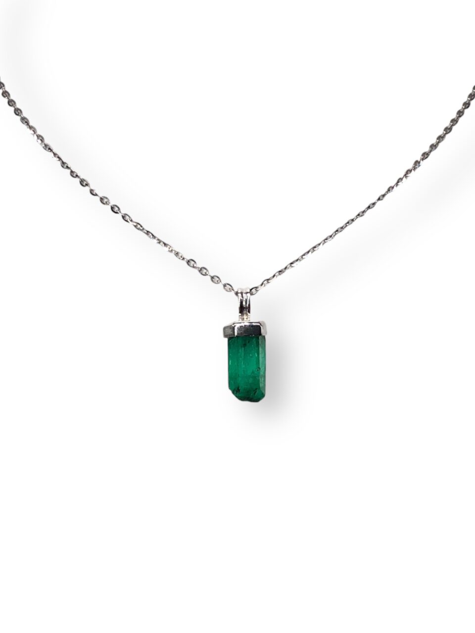 colombian emeralds, muzo emeralds, alpine green, emerald pendant, george smith, emerald necklaces, rough emerald