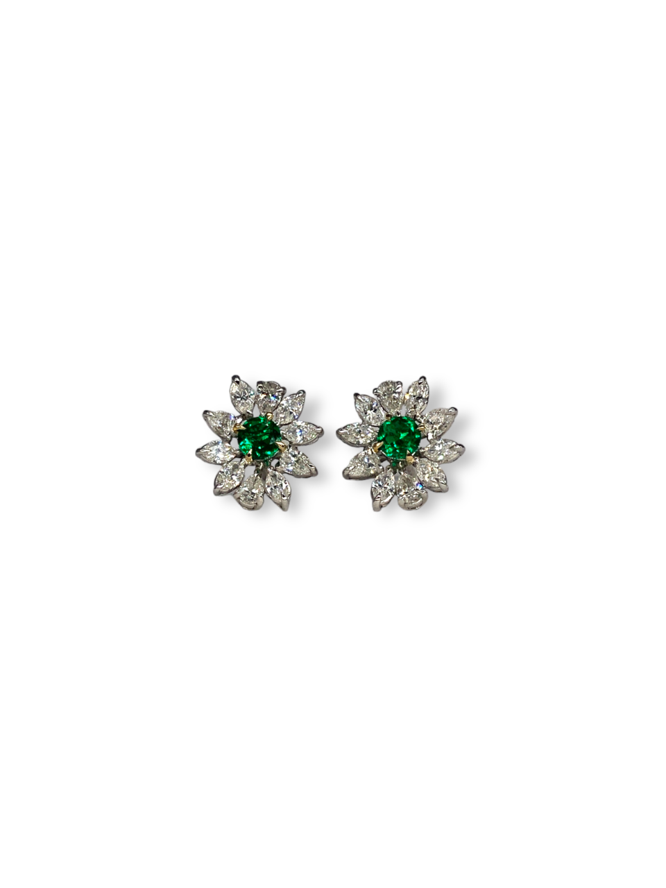 colombian emeralds, muzo emeralds, alpine green, george smith, emerald earrings