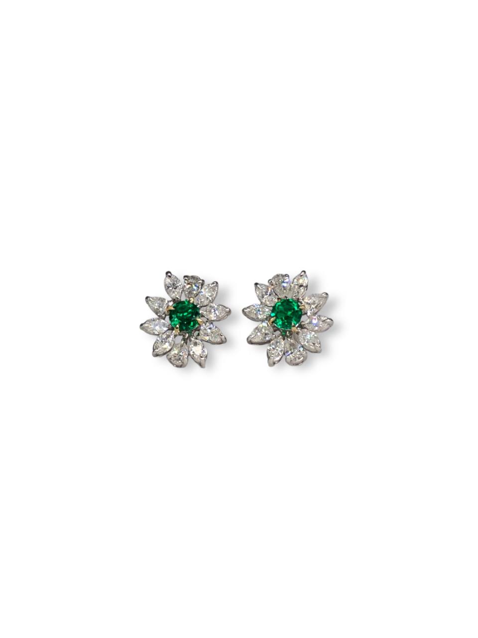 colombian emeralds, muzo emeralds, alpine green, george smith, emerald earrings