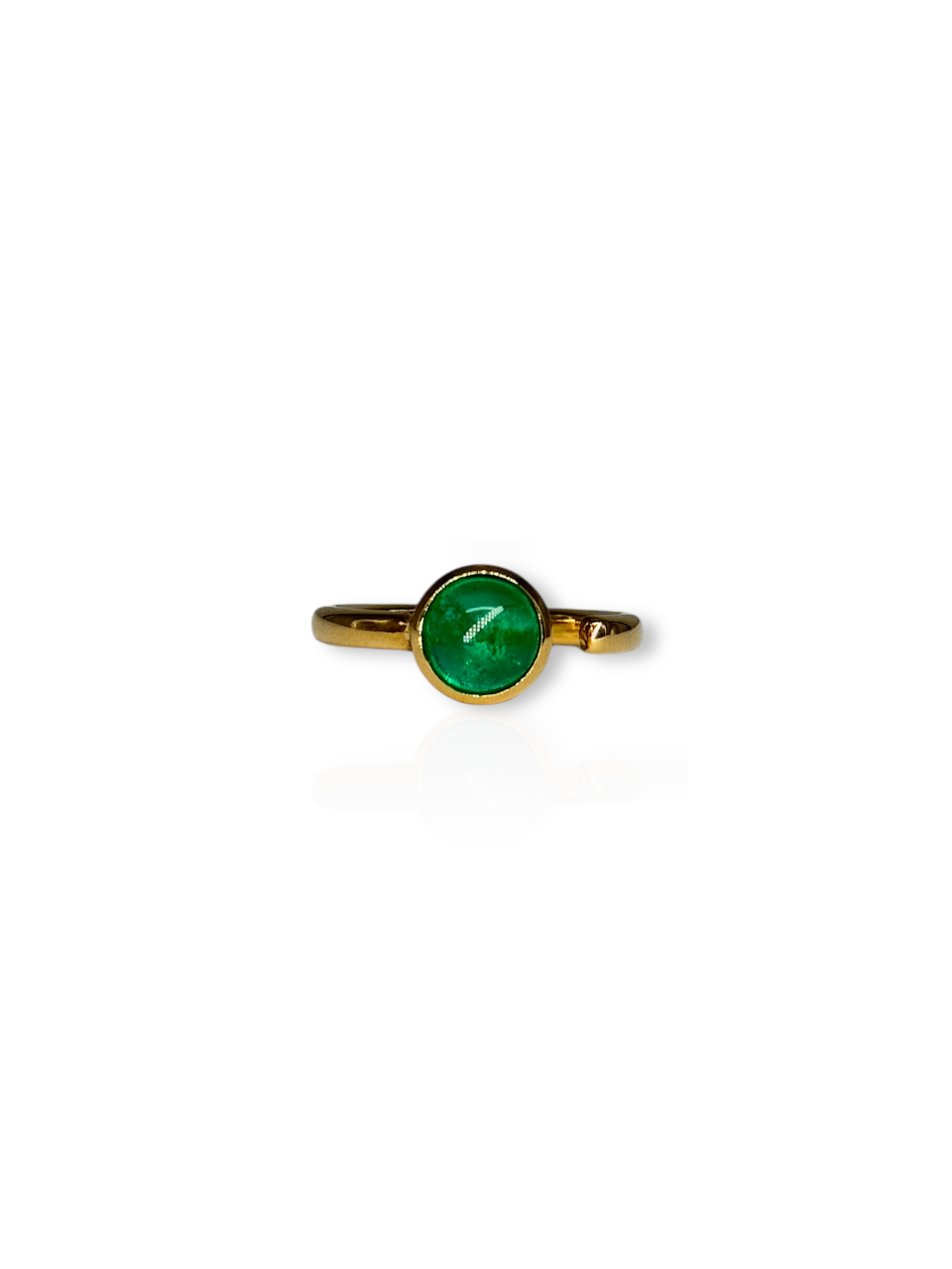 Cabochon emerald ring