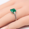 Investment quality ‘no oil’ Colombian emerald ring