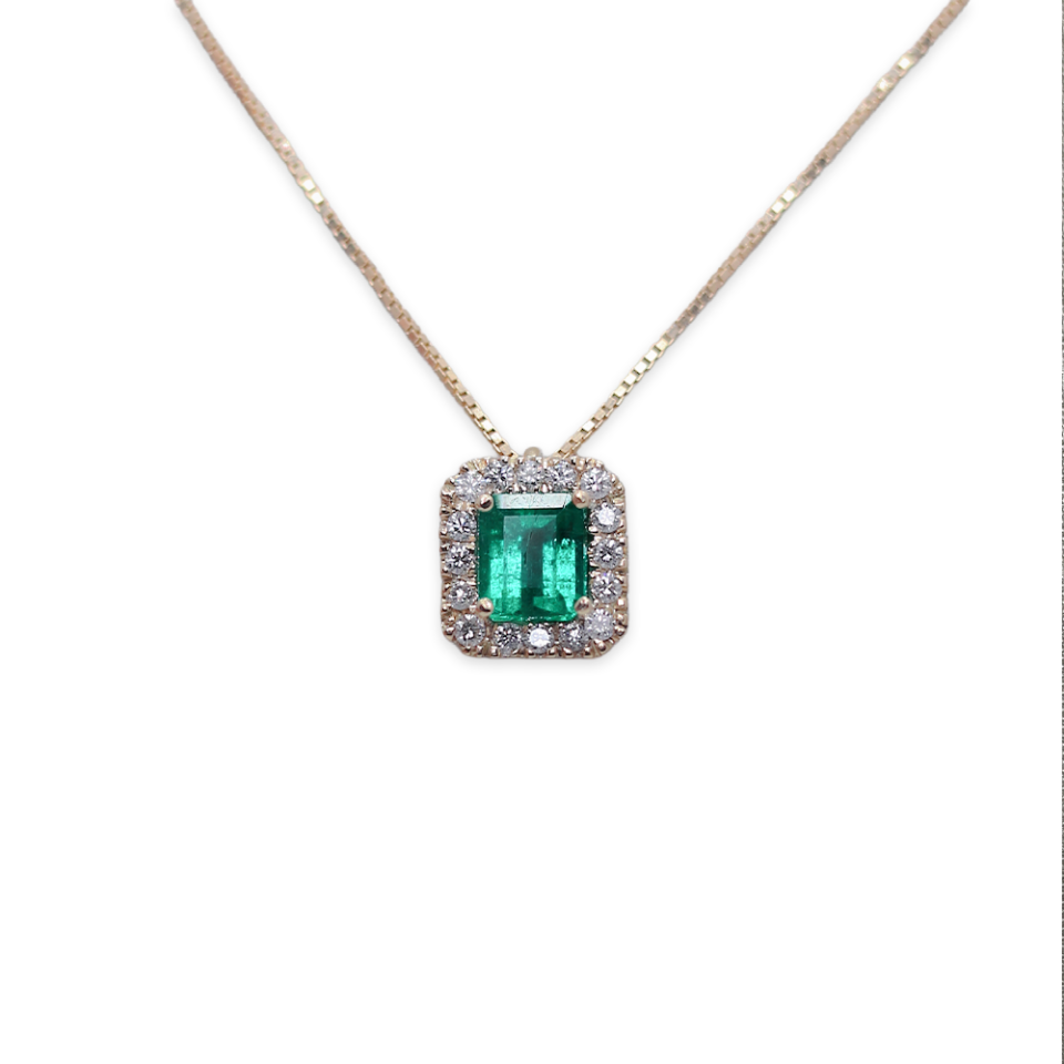 0.96 ct Emerald pendant with diamond halo