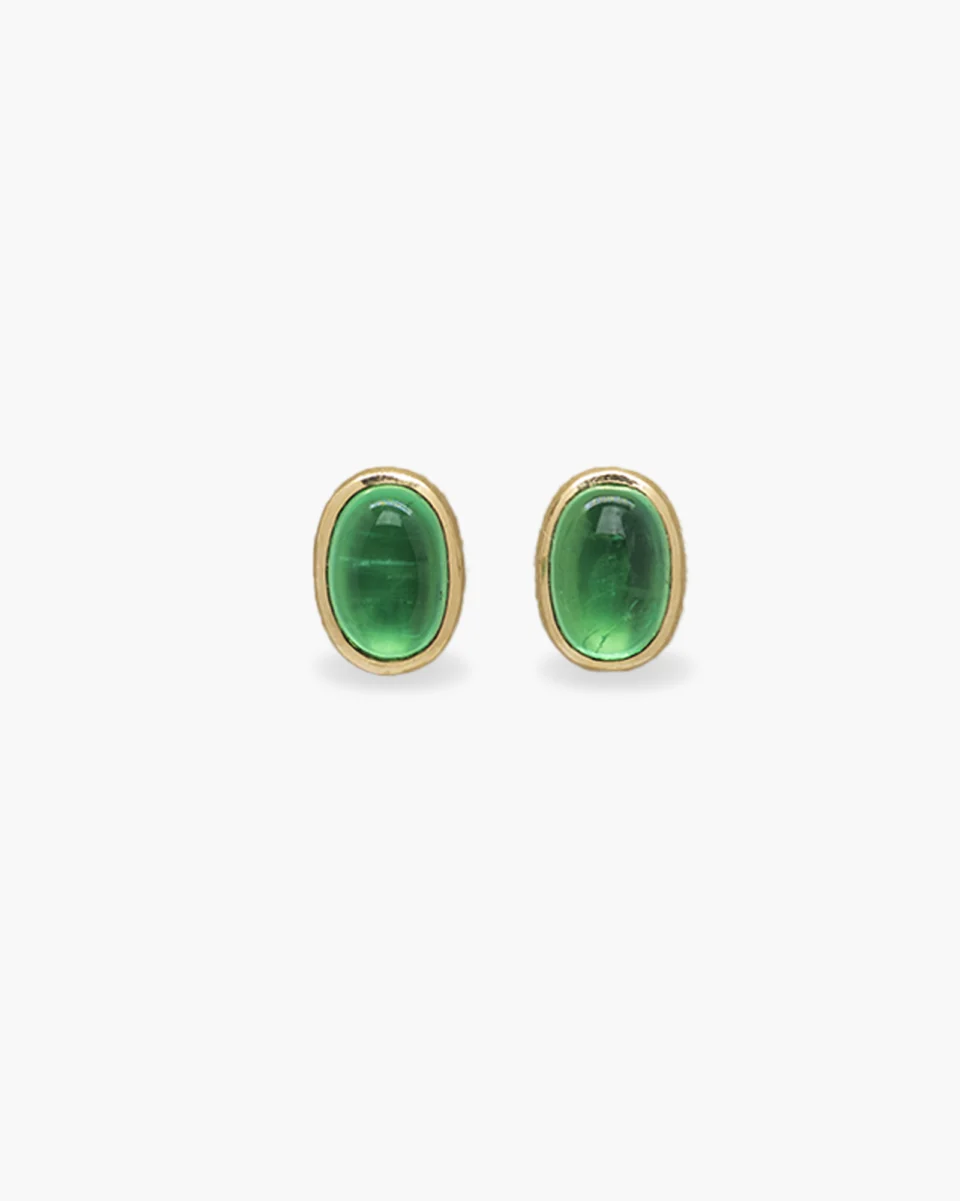 1.54 Cat's eye cabochon studs